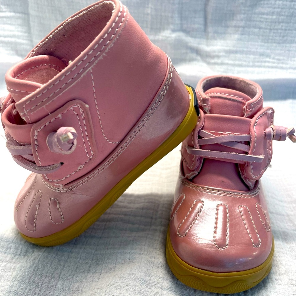 Sperry Crib boot